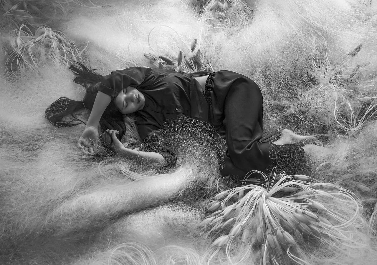 Understanding The Relationship Between Sleep Paralysis And Hypnagogic Hallucinations